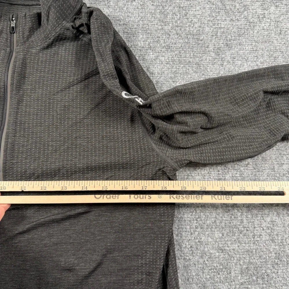 Lululemon Metal Vent Tech 1/2 Zip Mens M Grey CAA Hockey Pullover Activewear